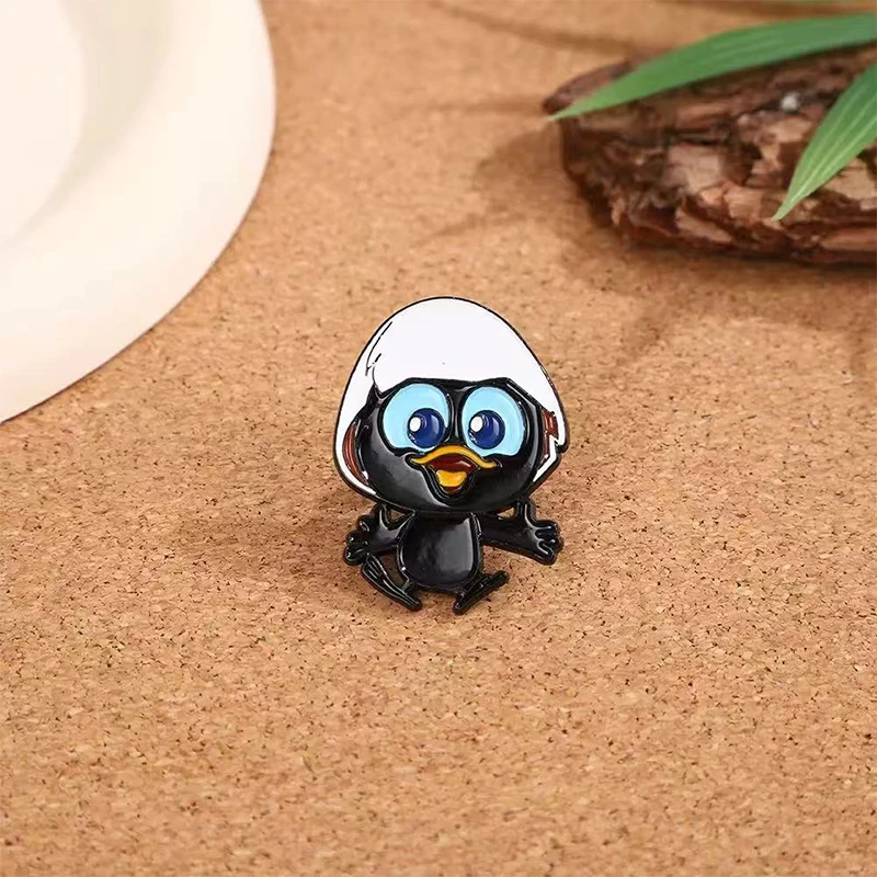 بروش معدني عصري على شكل زهرة هندسية على شكل قلب من الرسوم المتحركة والفيلم والتلفزيون على شكل زهرة هندسية