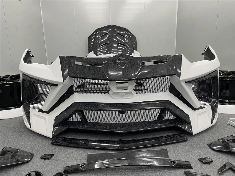 Kit carrozzeria Ms in fibra di carbonio forgiata a secco Set completo paraurti anteriore, cofano paraurti posteriore per 'Lamborghini Urus