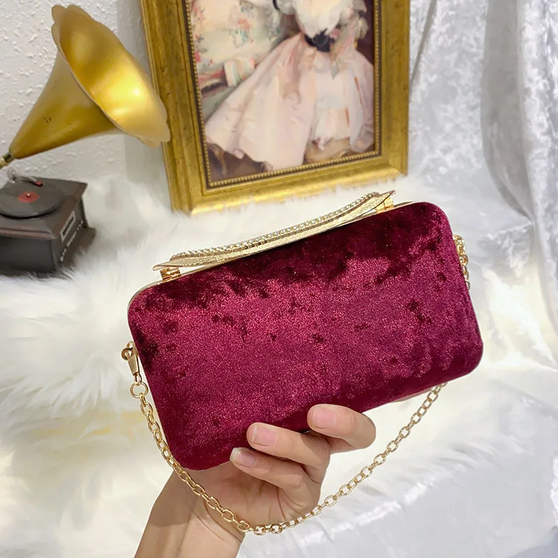 

New Women Black Velvet Evening Clutch Bag Glitter Rhinestone Buckle Banquet Party Ladies Handbag Purse with Chain
