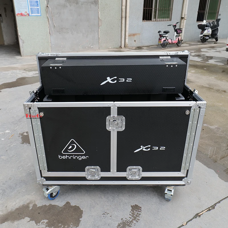 Behringer X32 Wing Transport Flip Hydraulic Flight Road Case