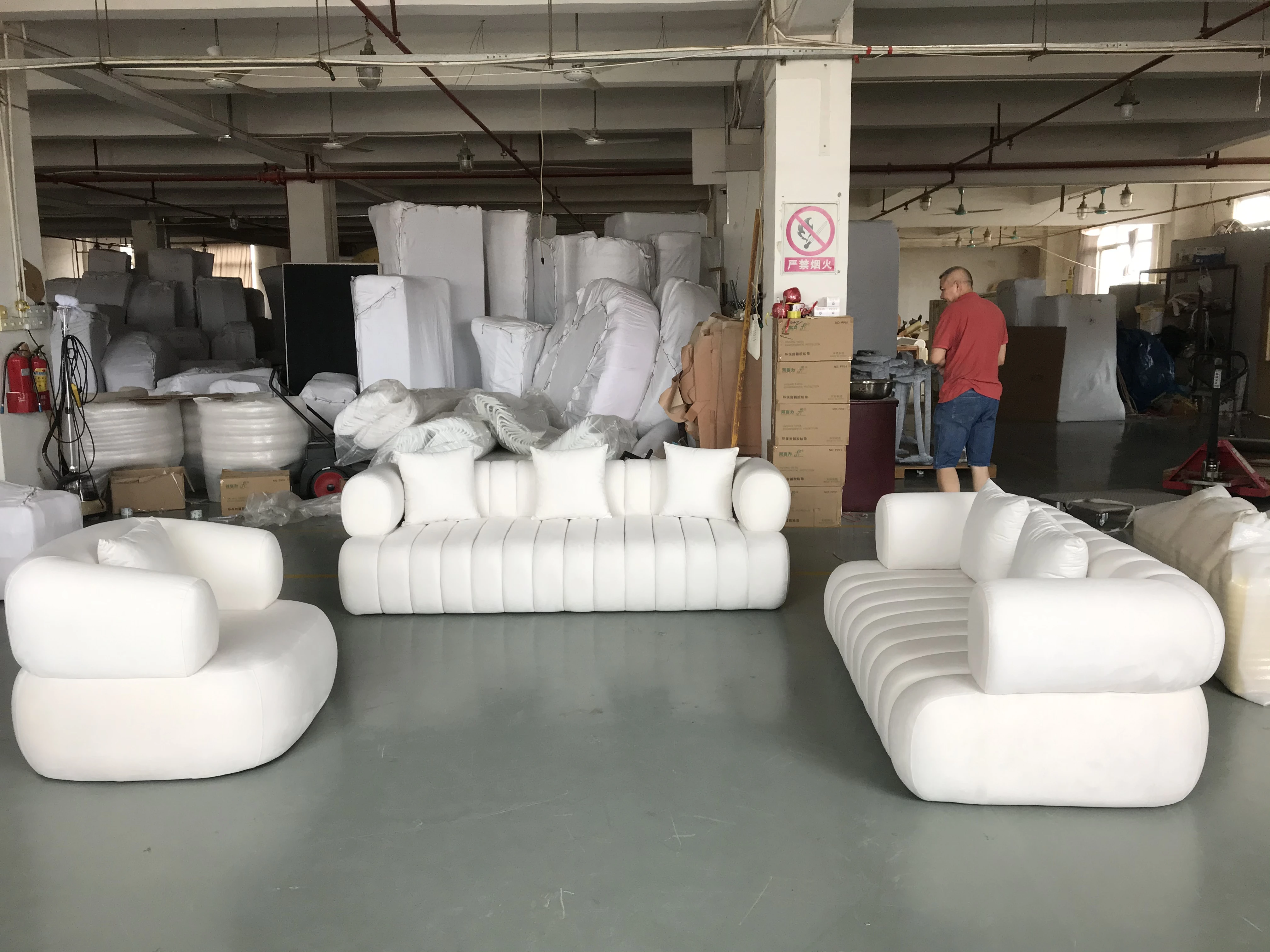 

S.Contemporary Luxurious Living Room Sofa Set Modern Unique Fabric Leisure Sofas Furniture for Hotel Apartment or Villa