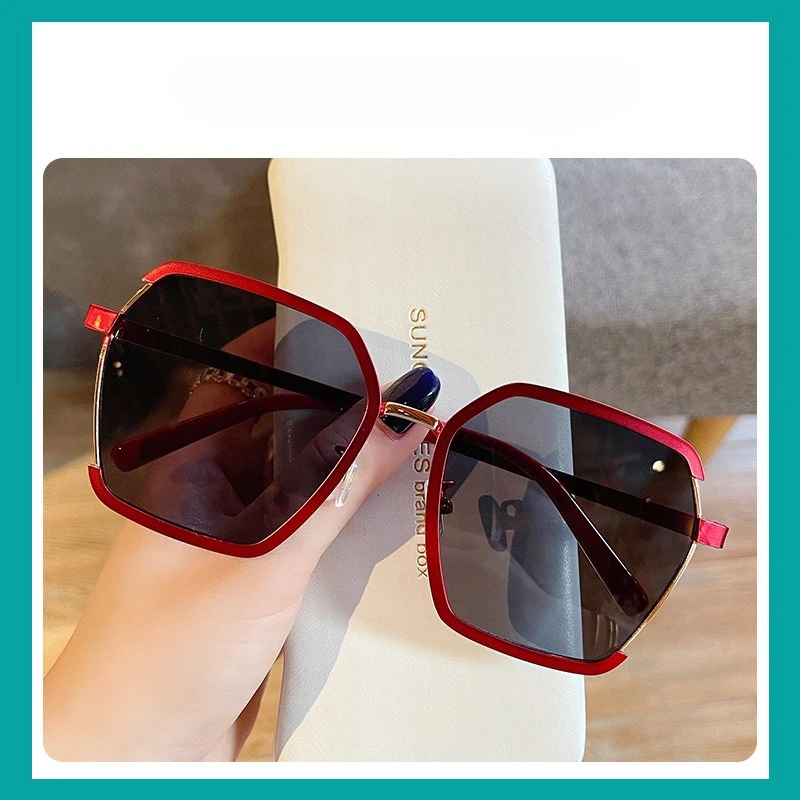 نظارات شمسية جديدة بإطار معدني لعام 2025 مع إحساس متقدم، لون متغير تدريجيًا، نظارات شمسية مقاومة للأشعة فوق البنفسجية #6