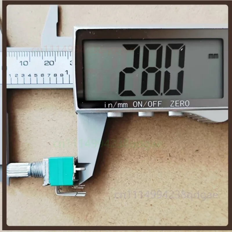 1PCS 09 Type Vertical Single 5Pin Potentiometer For Audio Amplifier B50K B503 With Switch 15MM Shaft Rotary Control