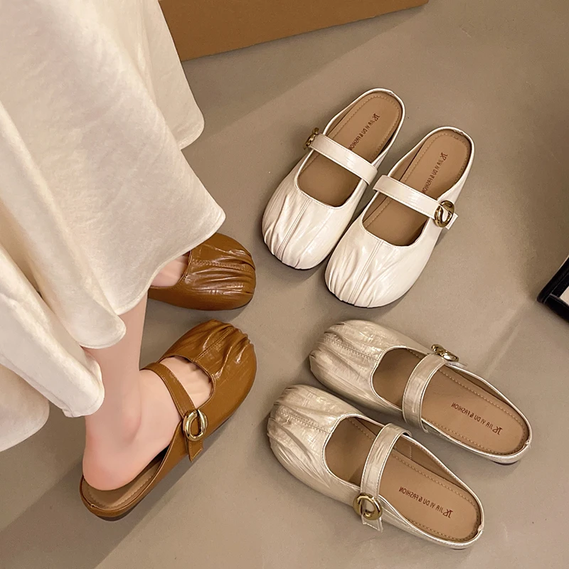 

Women's Foldable Lazy Bag Head Semi-Slippers Summer Outdoor Wear Soft Bottom Flat Heel Mules Slip-On Shoes PU Material