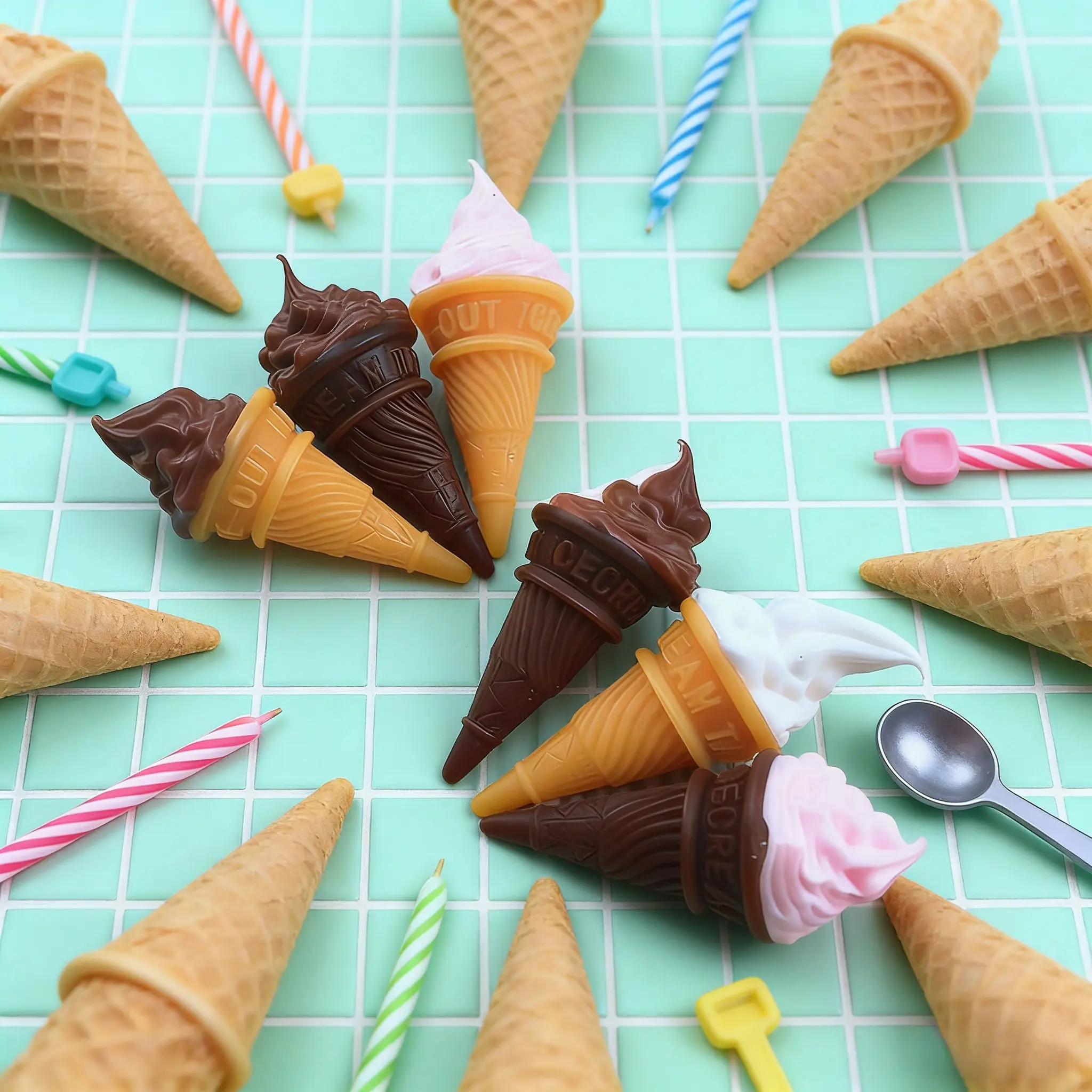 15 szt. Miniaturowe lody do domku dla lalek - model sceny DIY, mikro jedzenie do zabawy, realistyczne, małe akcesoria deserowe do domku dla lalek w skali 1:12