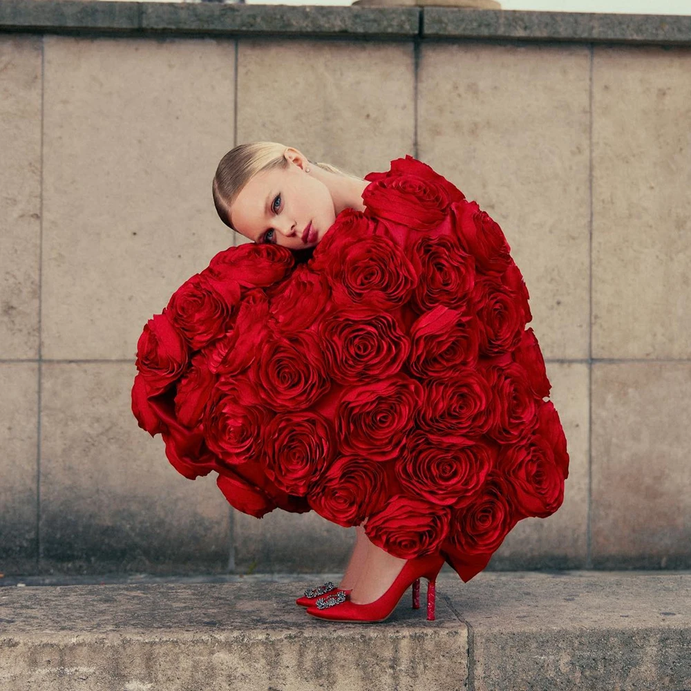 

Fashion Oversized Floral Women Tops Elegant Off‑Shoulder Handmade Flowers Evening Top New Hot Sale Chic Party Outer Garment