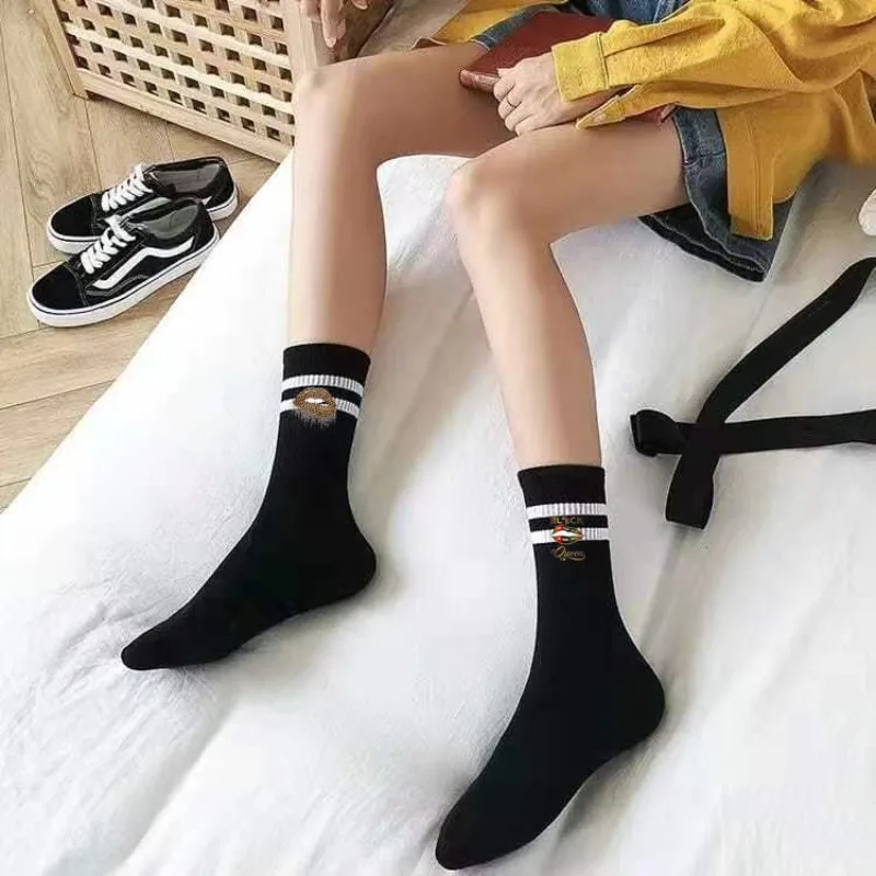 

2024 Leopard Print Lips Women's Spring/Summer Four Seasons Solid Color Business Stripes Simple Fashion Trend Comfortable Socks