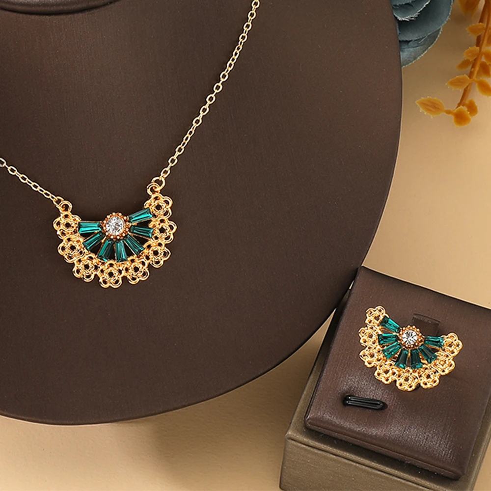 Golden Stainless steel necklace + earrings + ring Set for Women\'s Jewelry sector geometric Emerald Pendant Fashion Gift