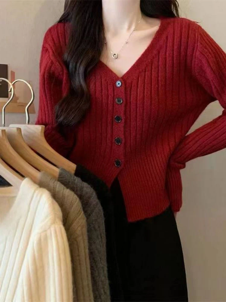 

V-Neck Knitted Slim Fit Women's Cardigan Spring New Style Pure Color Base Layer Top Fashionable Striped Design Korean Style