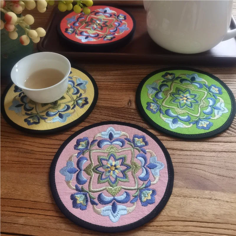 Chinese Style Pure Cotton Embroidered Flower Tea Coaster Folk Handmade Small Gift Souvenir for Study Abroad Students Dorm Room