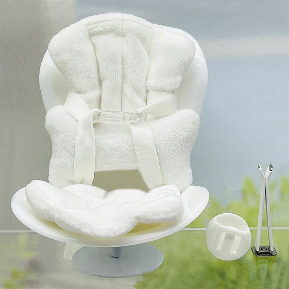 ポータブル安全シートオーナメント多機能人形アクセサリー用エアアウトレットアロマセラピーシート車の装飾品