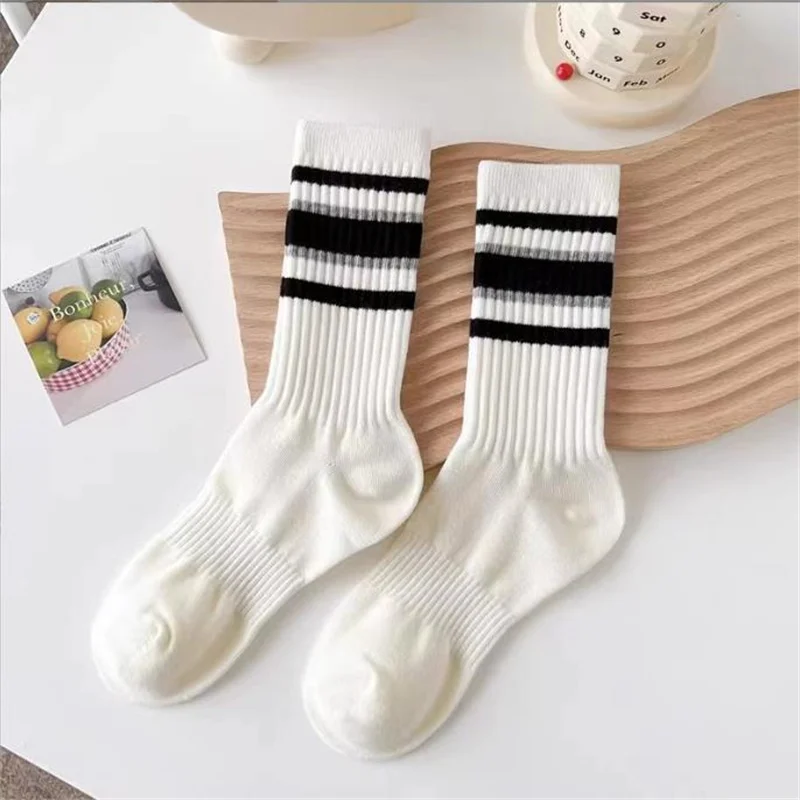 5 Pairs Women's Socks Cute Harajuku Warm Sock Simple Colorful Striped Short Socks Fashion Spring Autumn Women's Mid Length Sock