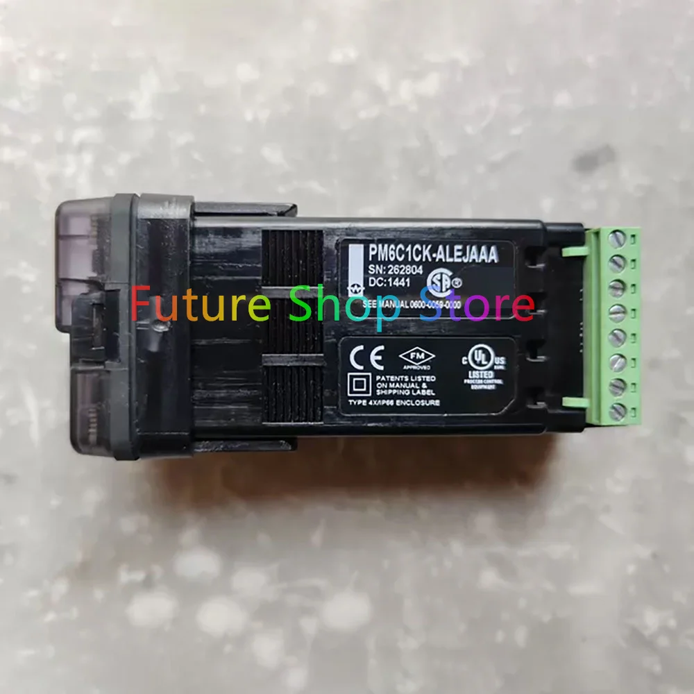 Stable Performance Temperature Controller PM6C1CK-ALEJAAA
