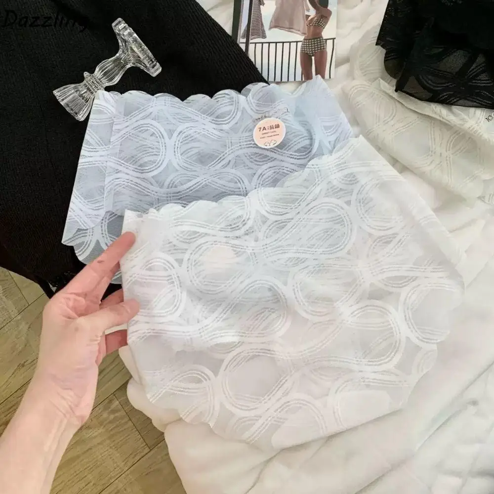 

Solid Color Sweet Lace Mesh Panties Thin Cotton Crotch Seamless Briefs Transparent Underpants Underwear for Women Ladies
