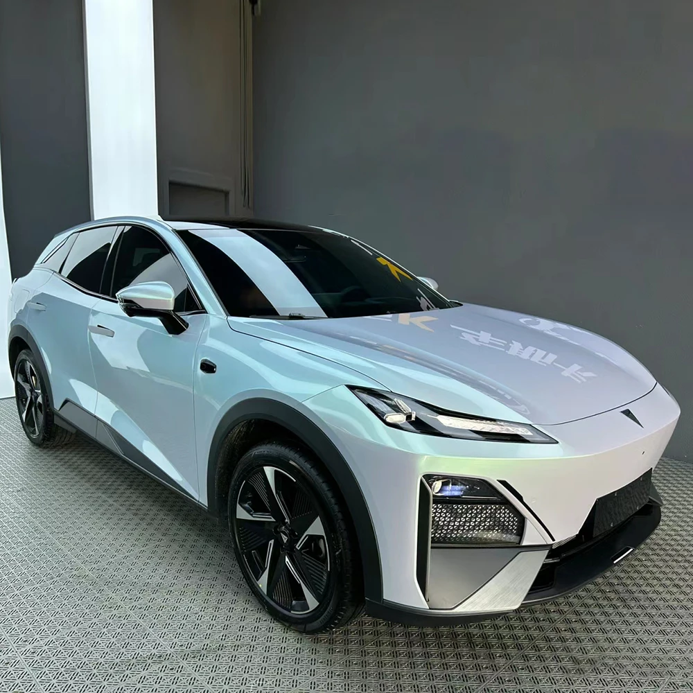 

Chameleon Vinyl Wrap Roof Glitter Gloss Blue White Green Interior Car Wrap Custom Paint Film