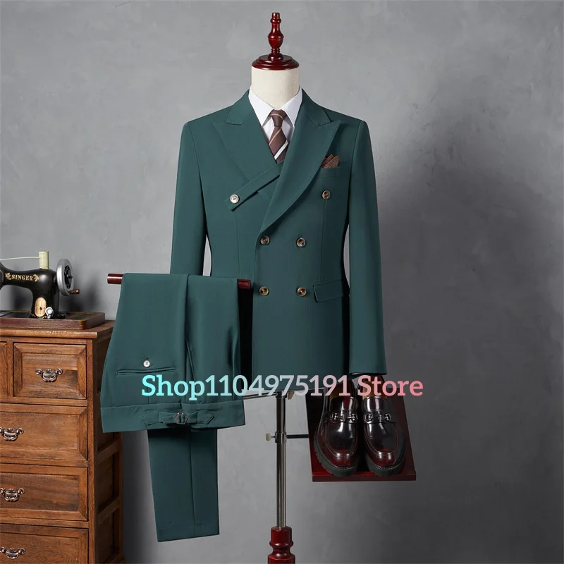 ชุดสูททรงเข้ารูปคุณภาพสูงแบบกระดุมสองแถว ชุดสูทลำลองสำหรับผู้ชายทันสมัย ชุดสูทผู้ชายแบบ 2 ชิ้น (เสื้อสูท+กางเกง) ชุดทักซิโด้สำหรับงานแต่งงาน