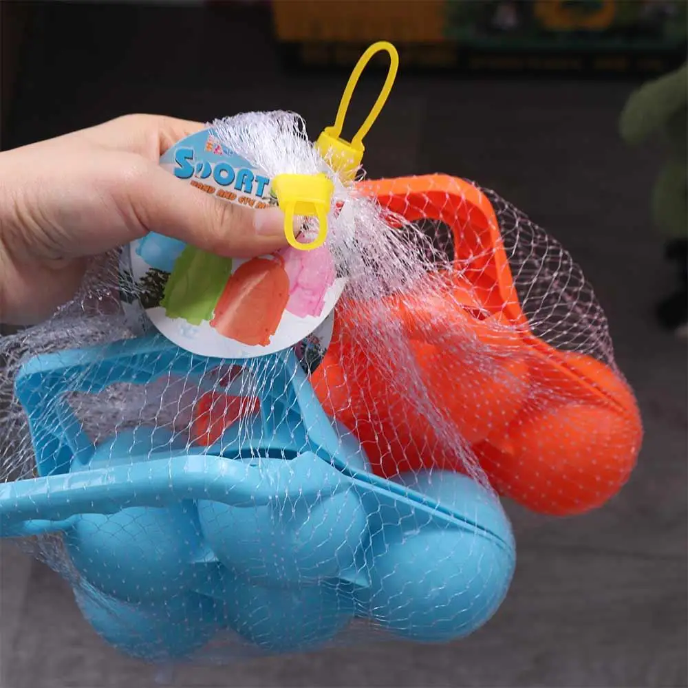 ที่ทำลูกบอลหิมะพลาสติก คลิปหนีบ ทนทานต่อการสึกหรอ ด้ามจับกันลื่น แม่พิมพ์ลูกบอลหิมะ อุปกรณ์ทนทาน พกพาสะดวก คลิปสำหรับเล่นกันในฤดูหนาว กีฬาสนุกๆ