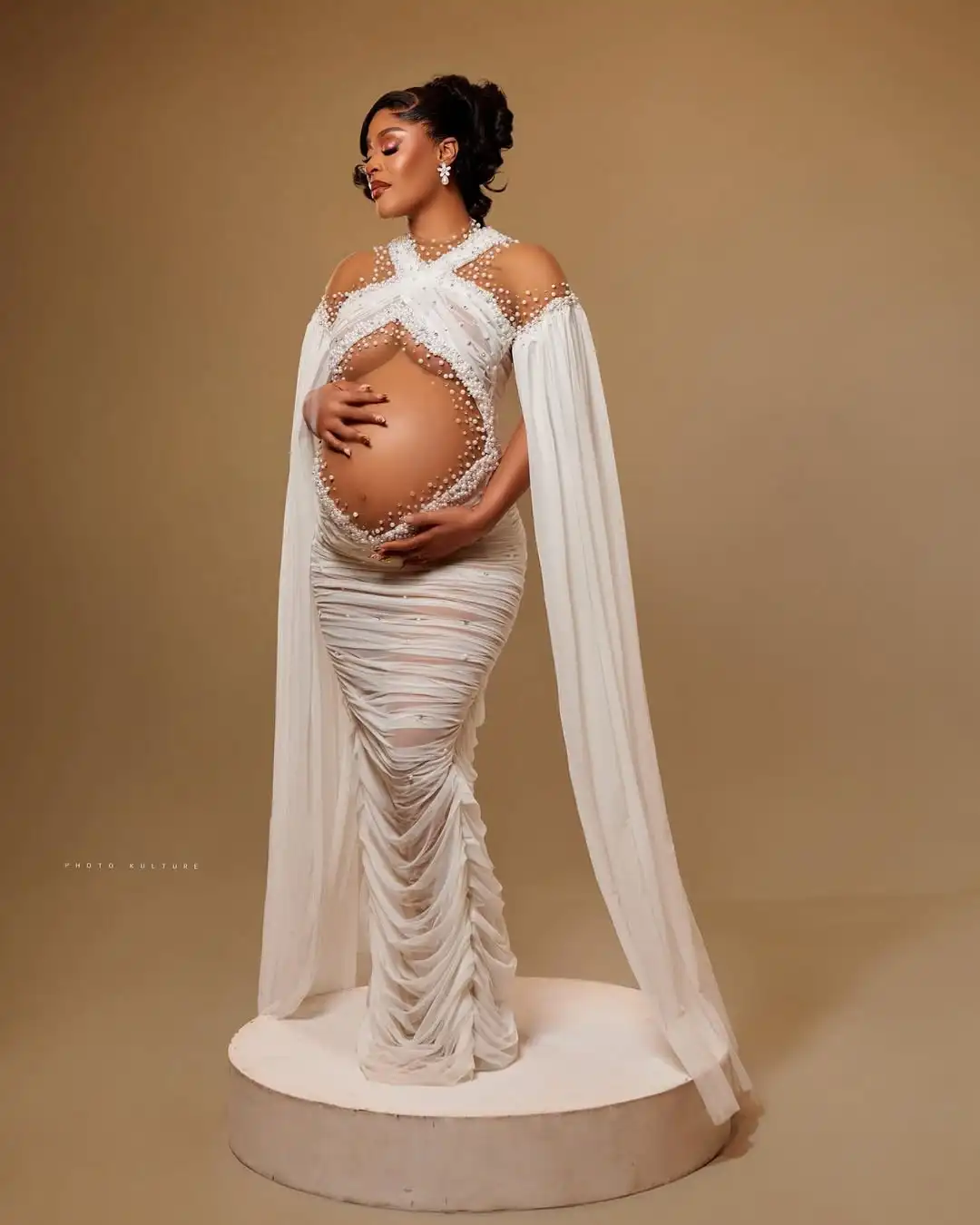 Luxury Pearls Maternity Dress Photoshoot Sheer Neck Cape Long Sleeves Unique Maternity Dresses Pleated Chiffon платье дл