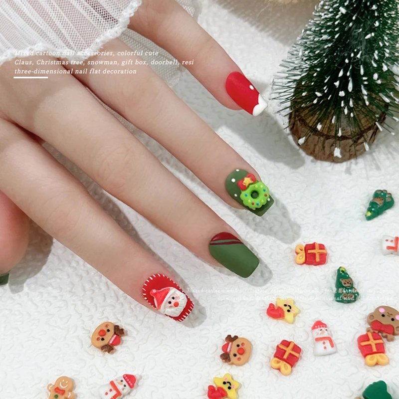 20Pcs Mixed 3D Cartoon Resin Christmas Series Nail Charms Cute Snowman Santa Claus Gift Festival Nail Art Decoration