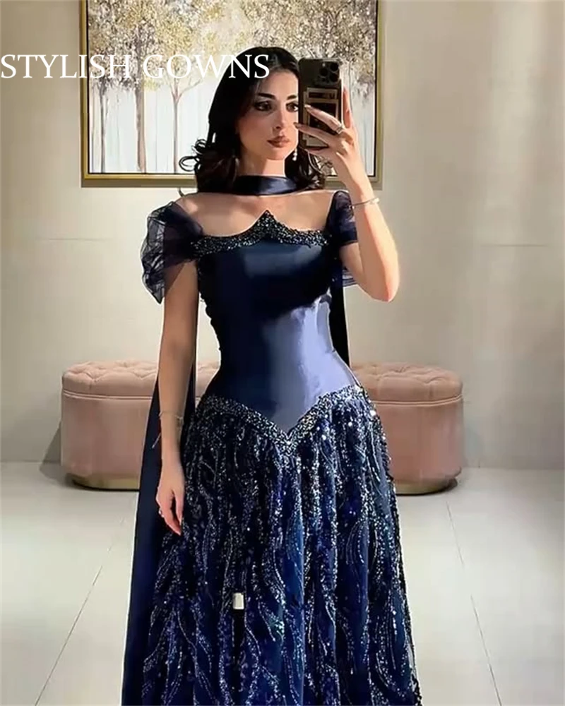 Saudi Arabic Navy Blue Sweetheart Evening Dress 2025 Formal Occasion Sleeveless Beaded Crystal Gown Customized فستان وردي
