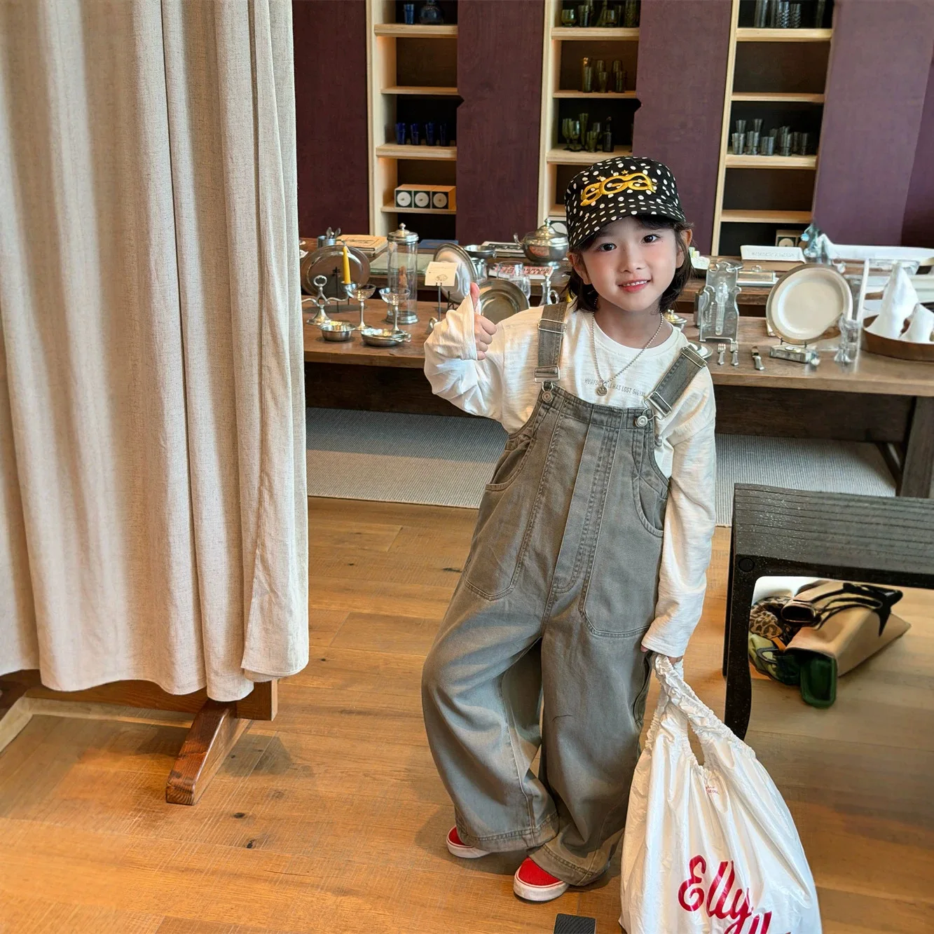 Pants 2026 Spring and Autumn New Childrens Clothing Boys and Girls Do Old Heavy Industrial Sand Washing Overalls Strap Pants