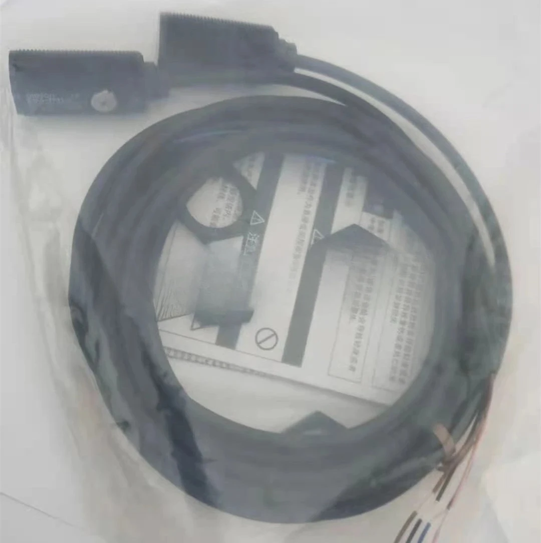 

Selling a brand new reflective photoelectric switch E3FA-TP11 sensor sensing switch