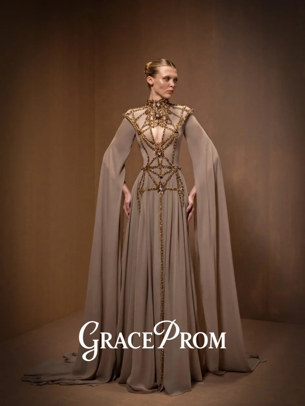 

GraceProm Dazzling Fringed Evening Dress 2026 Nude Beaded Carpet Gown Fashion A-Line Above-Knee Party Gown فساتين سهر