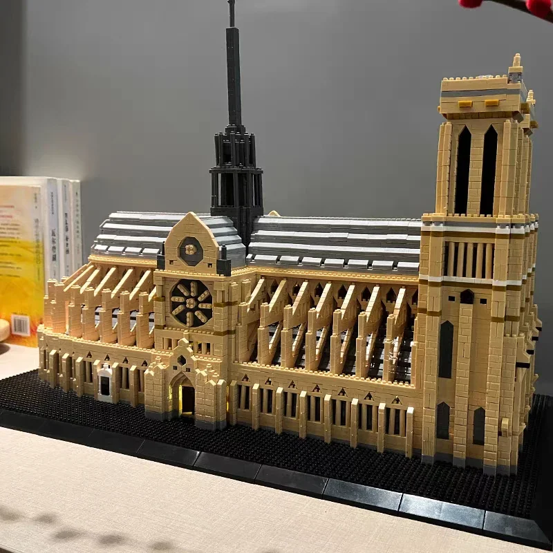 PZX 9923 World Architecture Notre Dame De Paris Cathedral Church Museum Tower DIY Mini Diamond Blocks Bricks Building Toy No Box