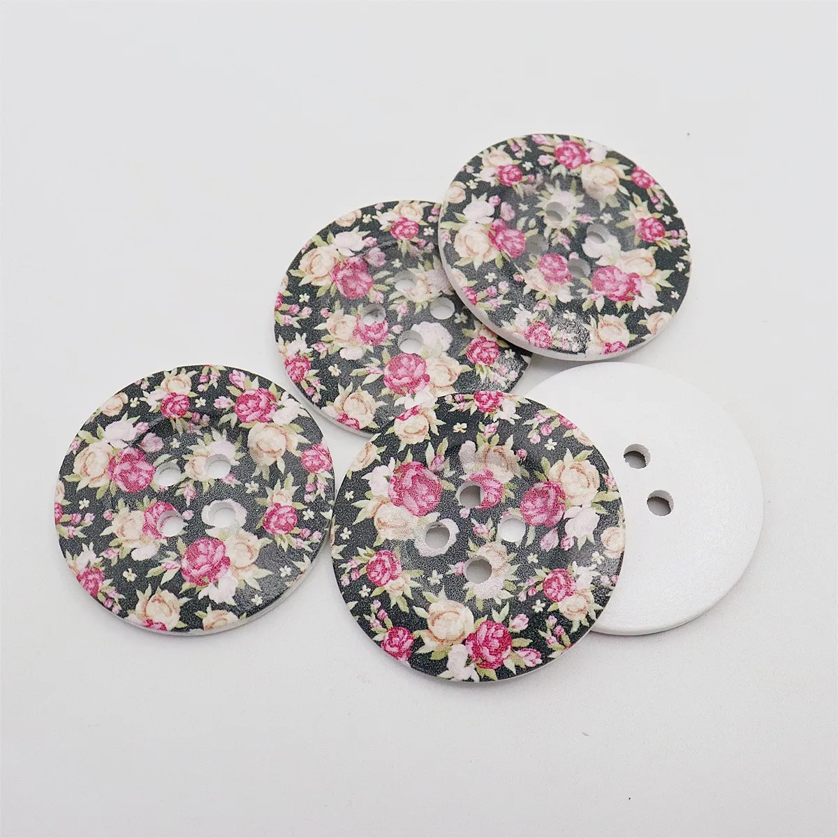 5pcs 50mm/2inch Large Wood Painted Flower Buttons Round Sewing 4 Holes Embellishments Cardmaking Scrapbooking Bag Decorations