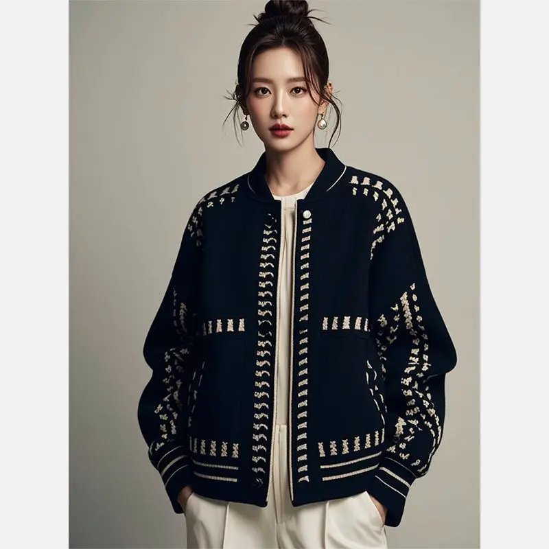 2025 Spring and Autumn New Style Small Fragrant Chinese Montage O-neck Long Sleeved Coat Women's Baseball Uniform Wear