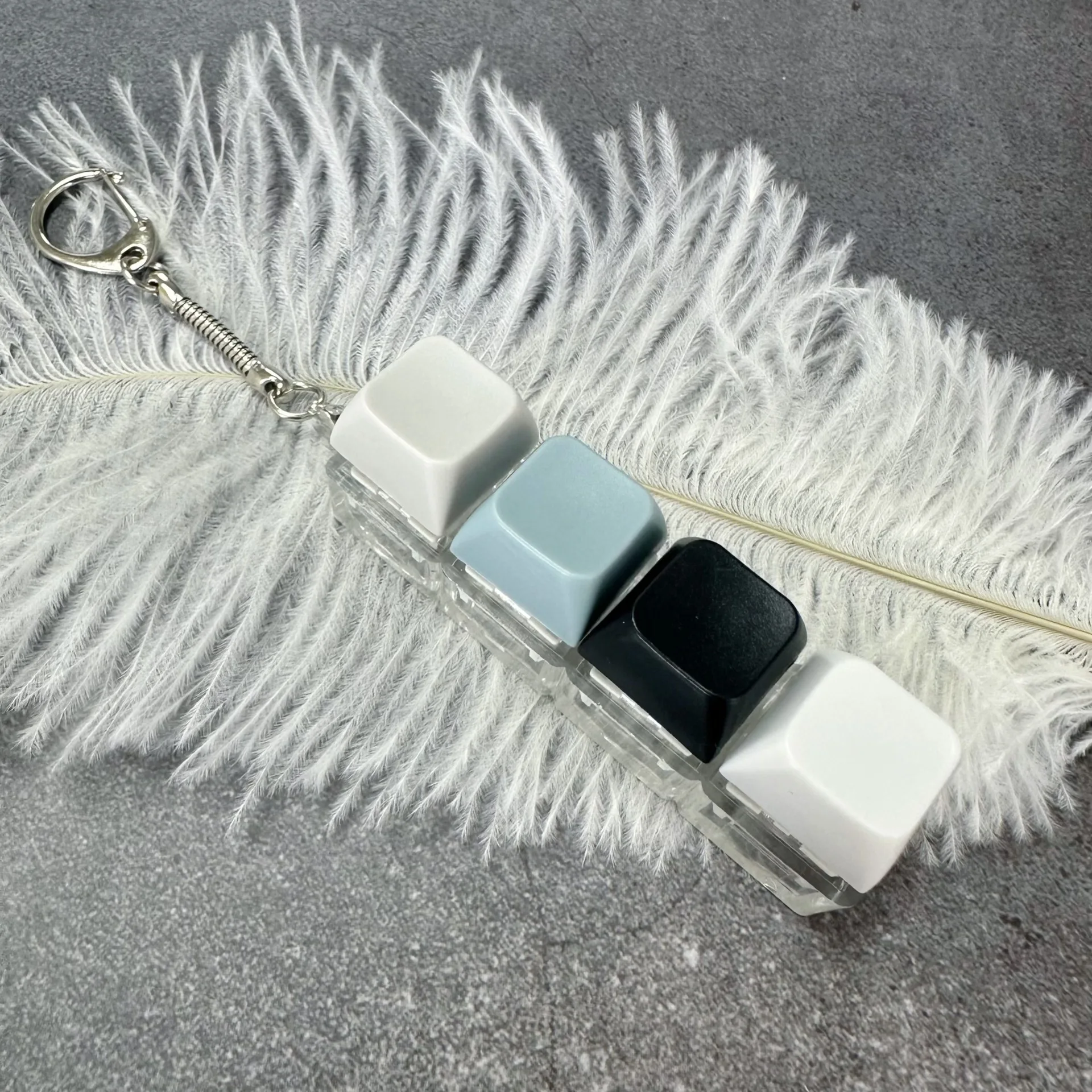Keyboard Decompression Button Tester Fidget Toy 4 Keys Stress Relief Keychain Portable Anxiety Relief For Adults Daily Office