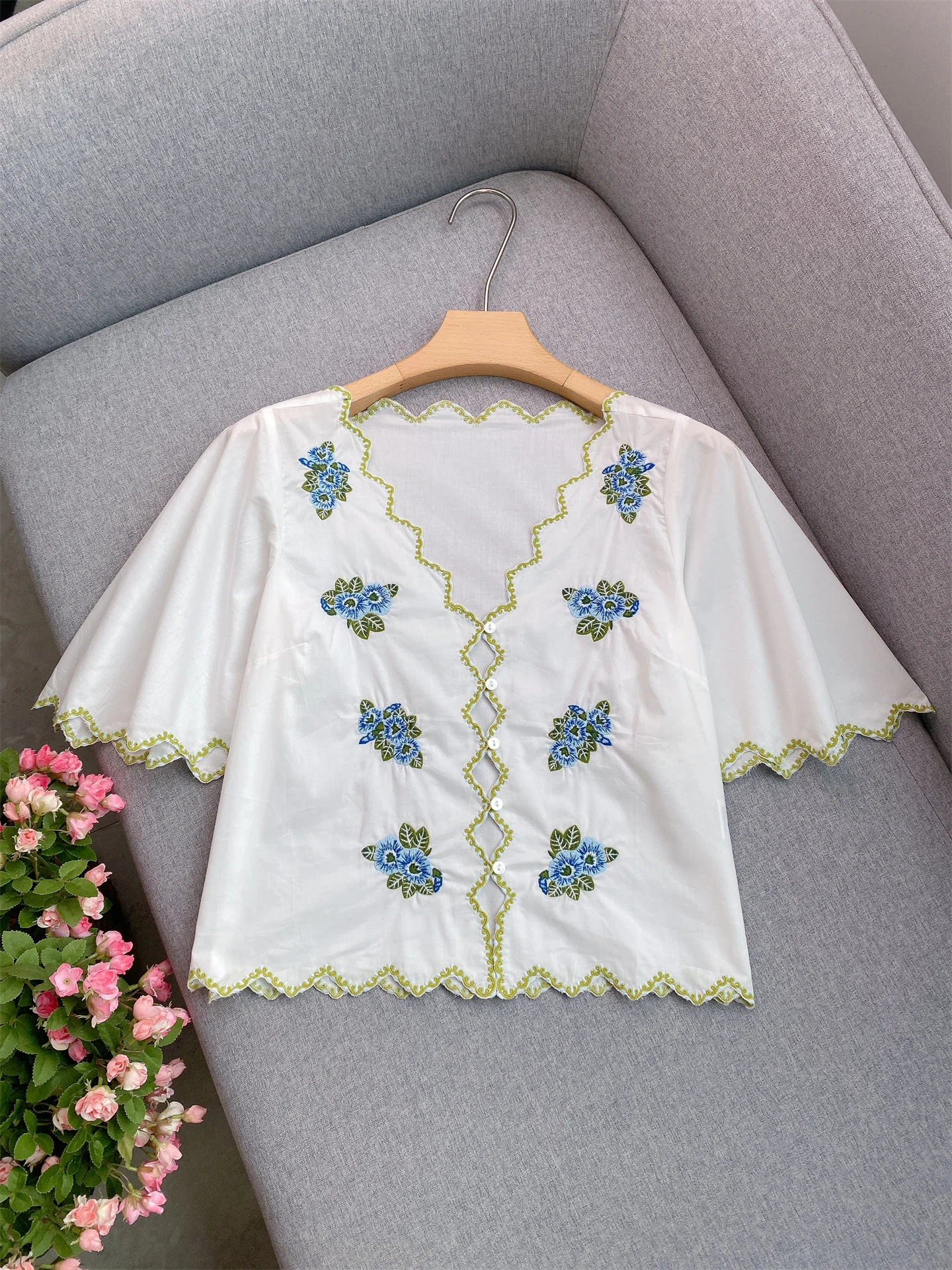 

Ele ort Sve Embroidered irt V-Ne Wave Women's Premium Faion Summer Top ZOYOYUED Luxury Brand