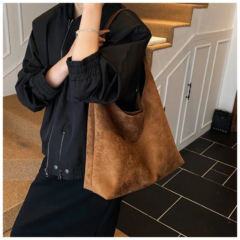 

Women's Retro Suede Hobo Shoulder Bag, Casual Style for Daily Errands, School Commute & Weekend Outings Handbags for Women