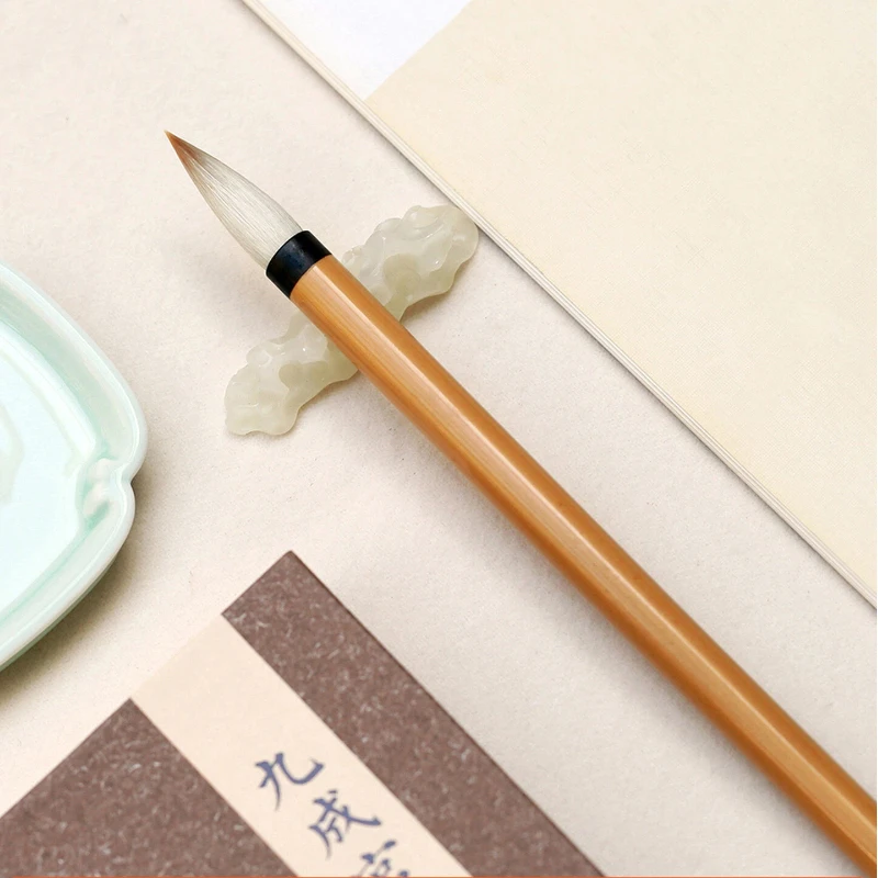 

Wolf Hair Calligraphy Brush Short-pointed Garlic Head Small Regular Script Copying Scripture Writing Brush Pen Ouyang Xun