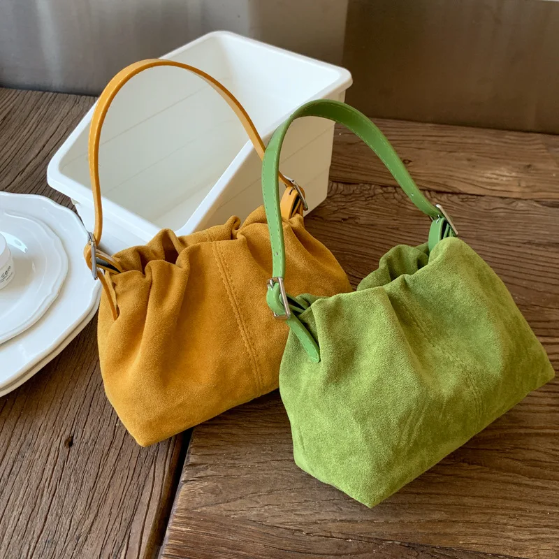 

Luxury Vintage Frosted Bucket Bags 2025 Summer Shoulder Crossbody Bags For Women Solid Travel Commuting Cloud Bags