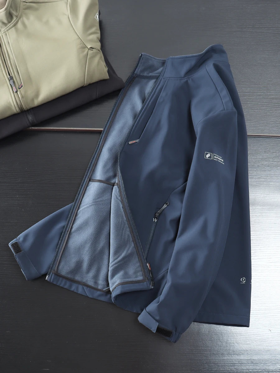 

Thiened Windproof Waterproof Outdoor Sports Jaet Stand Collar Soft ell Climbing Men's Outerwear Youth Faion Autumn Wi...