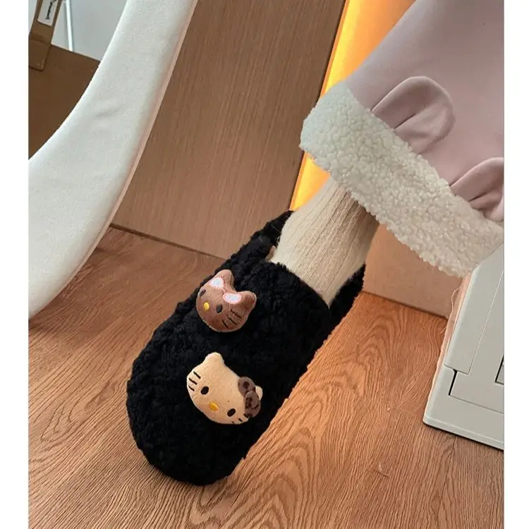 

Sanrio Hello Kitty, повседневная плюшевая обувь в корейском стиле, женские новые милые мультяшные мягкие хлопковые тапочки, зимние теплые милые тапочки для девочек