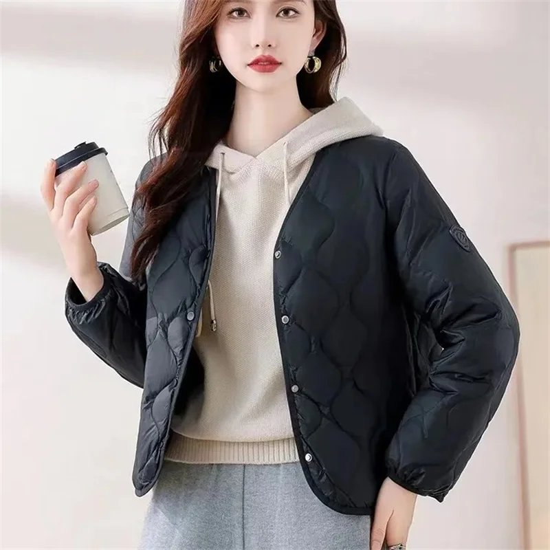 Light Down Cotton-Padded Jacket Women\'s Short Parkas 2024New Autumn Winter Warm Cotton Padded Coat Fashion Overcoat Lady Outcoat