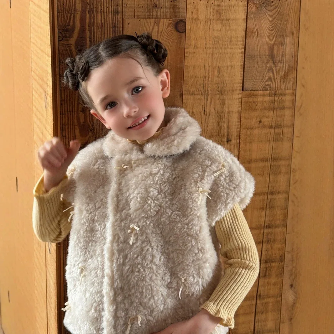 2026 Winter Girls Korean Bow Knot Furry Vest Sleeveless Quilted Thick Turn Down Collar Cute Vest Creamy White