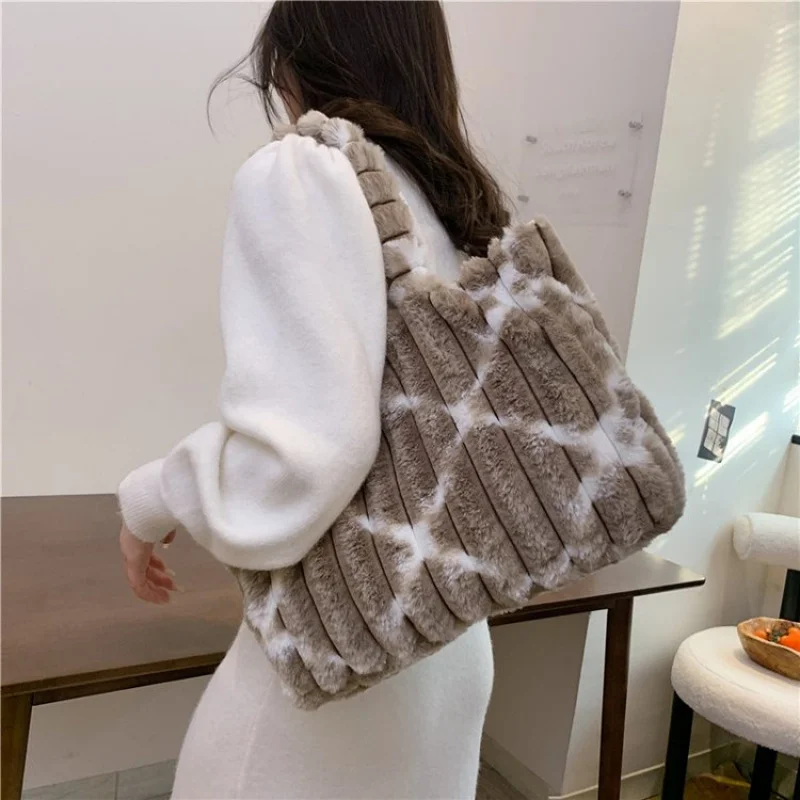 

Стильная женская ручная сумка, популярная элегантная цветная и гладкая молния компактного размера ​