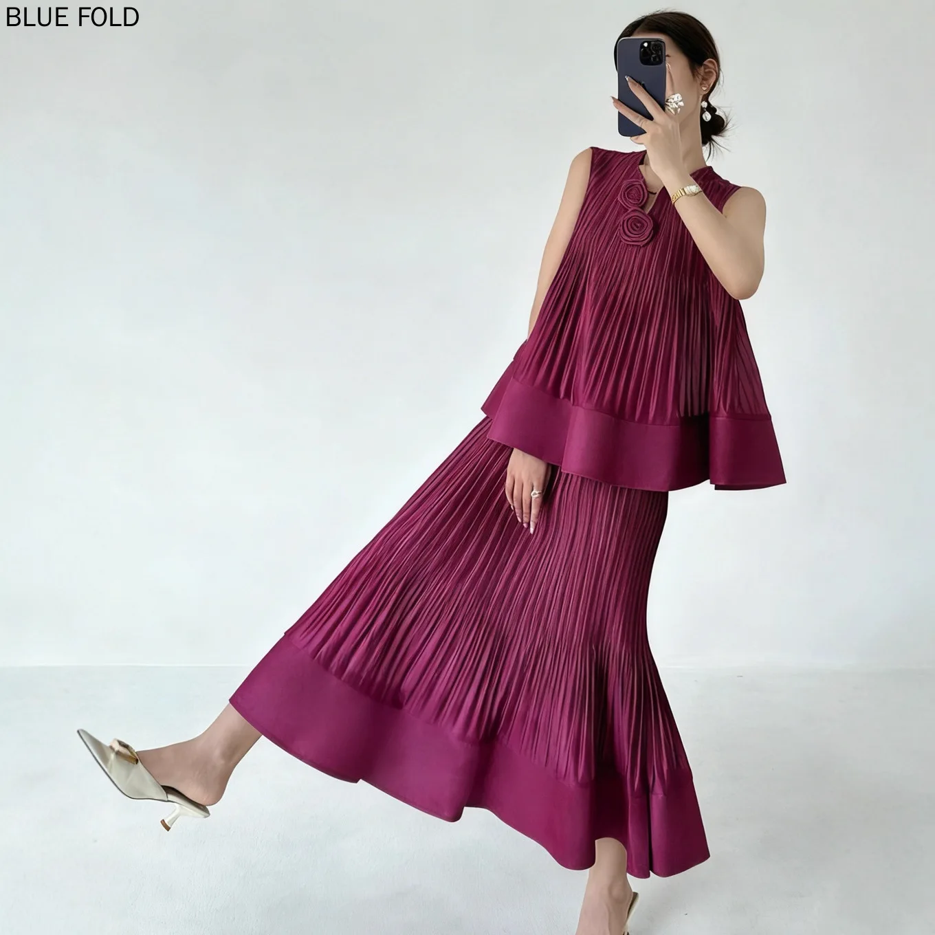 MIYAKE PLEATS Conjunto de moda 2026 Primavera/Verano Conjunto de dos piezas para mujer Camiseta plisada sin mangas + Falda midi Conjunto de dos piezas