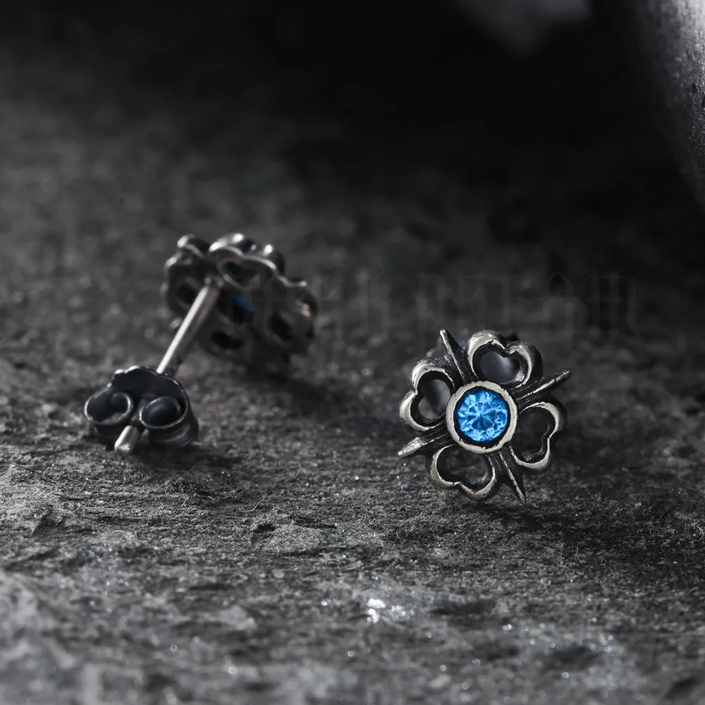 

1 Pair Retro 925 Sterling Silver Blue Zircon Four-Leaf Flower Stud Earrings Fashion Jewelry Ear Accessory