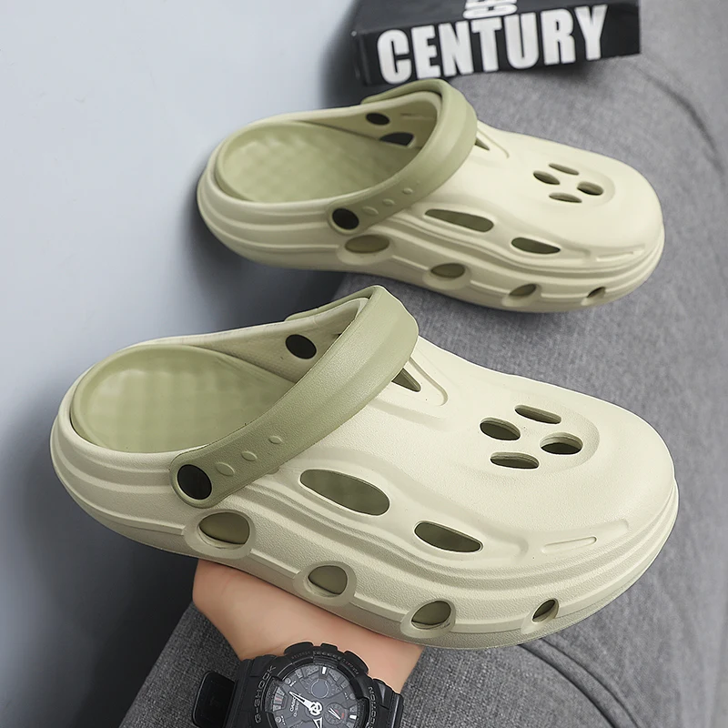 

Couple Style Men's and Women's New Summer Breathable, Non-Slip, Anti-Odor and Wear-Resistant Beach Sandals