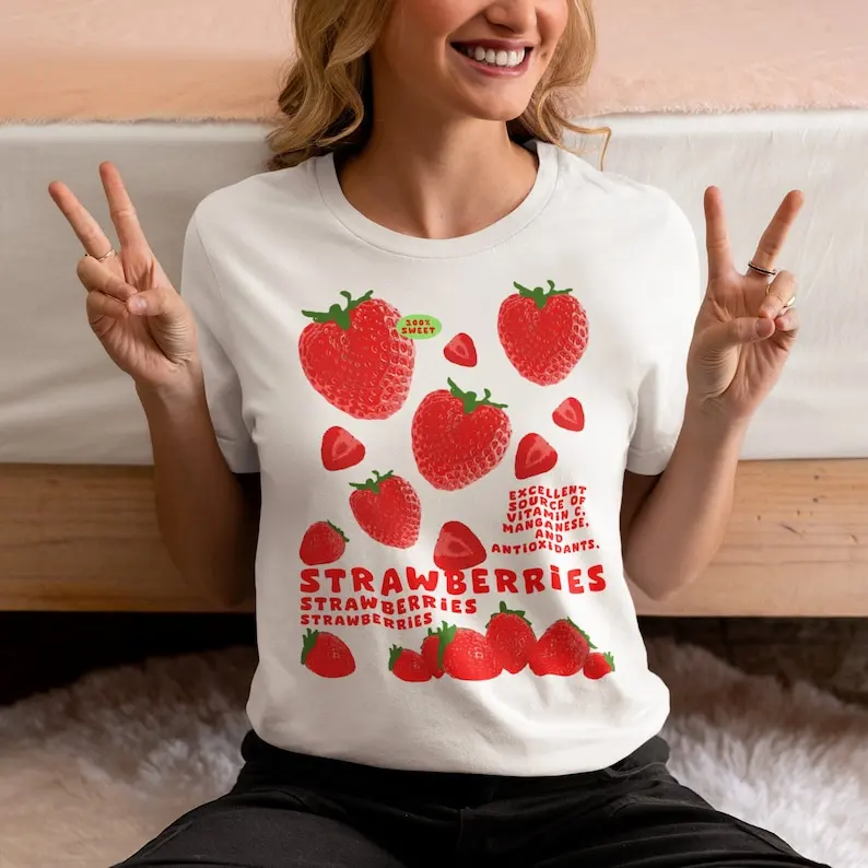 Strawberries Vintage Graphic Tee, Vegetables Shirt, Fruit Shirt, Strawberry Shirt, Retro-Style Vintage Unisex Tshirt