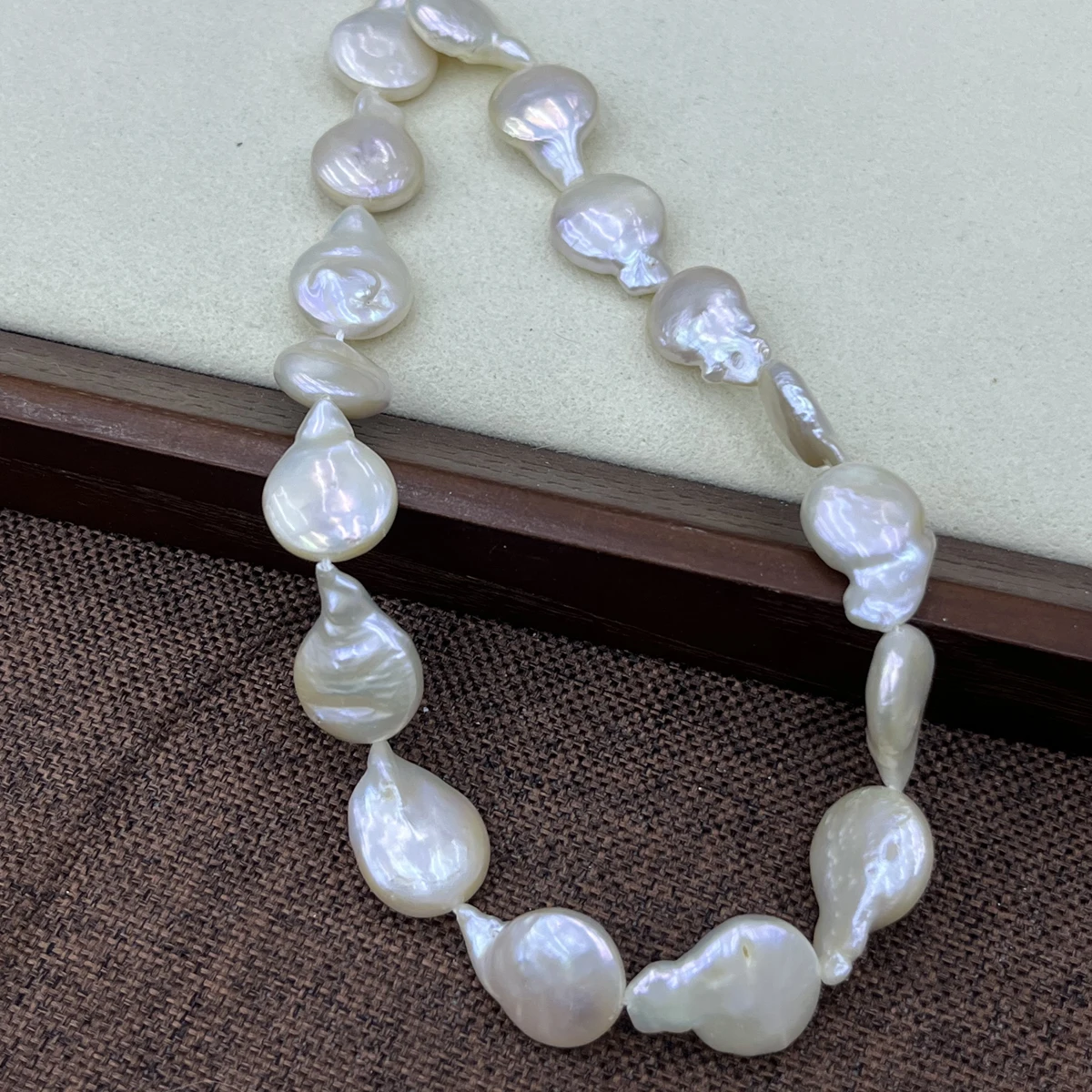 

Natural Freshwater Pearl Button Shape 13-14mm 4A Baroque Pearl Loose Bead Jewelry Make DIY Necklace Bracelet Women Wedding Gift