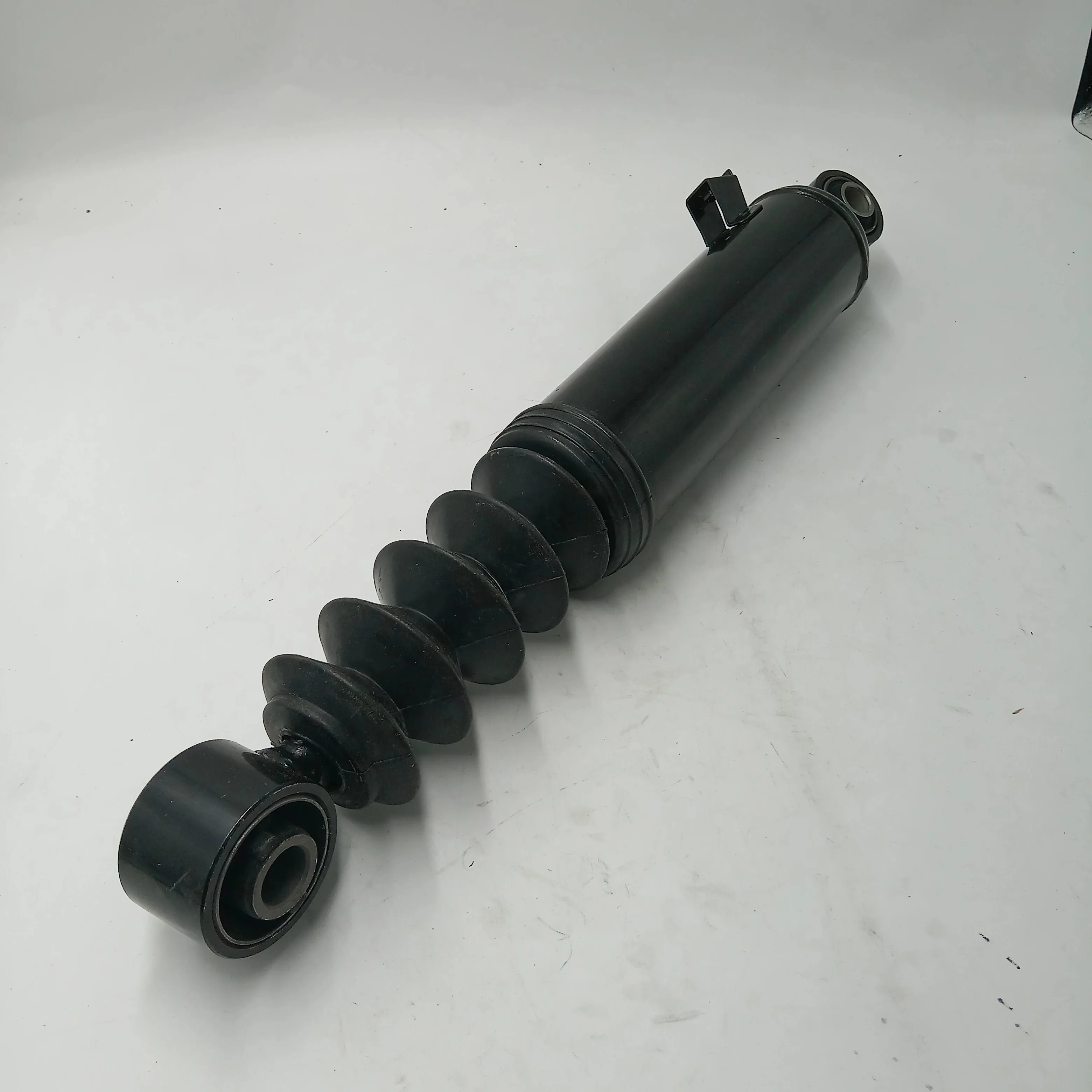 

Fe Mk3 Passenger Rear Shock Absorber OEM:553202W700 553212W700 553212W200 553202W200