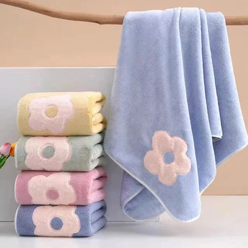 New Bath Towel in 2026 Coral Fleece Soft Absorbent No Shedding Super Comfortable Size 70*140cm Large Specification.