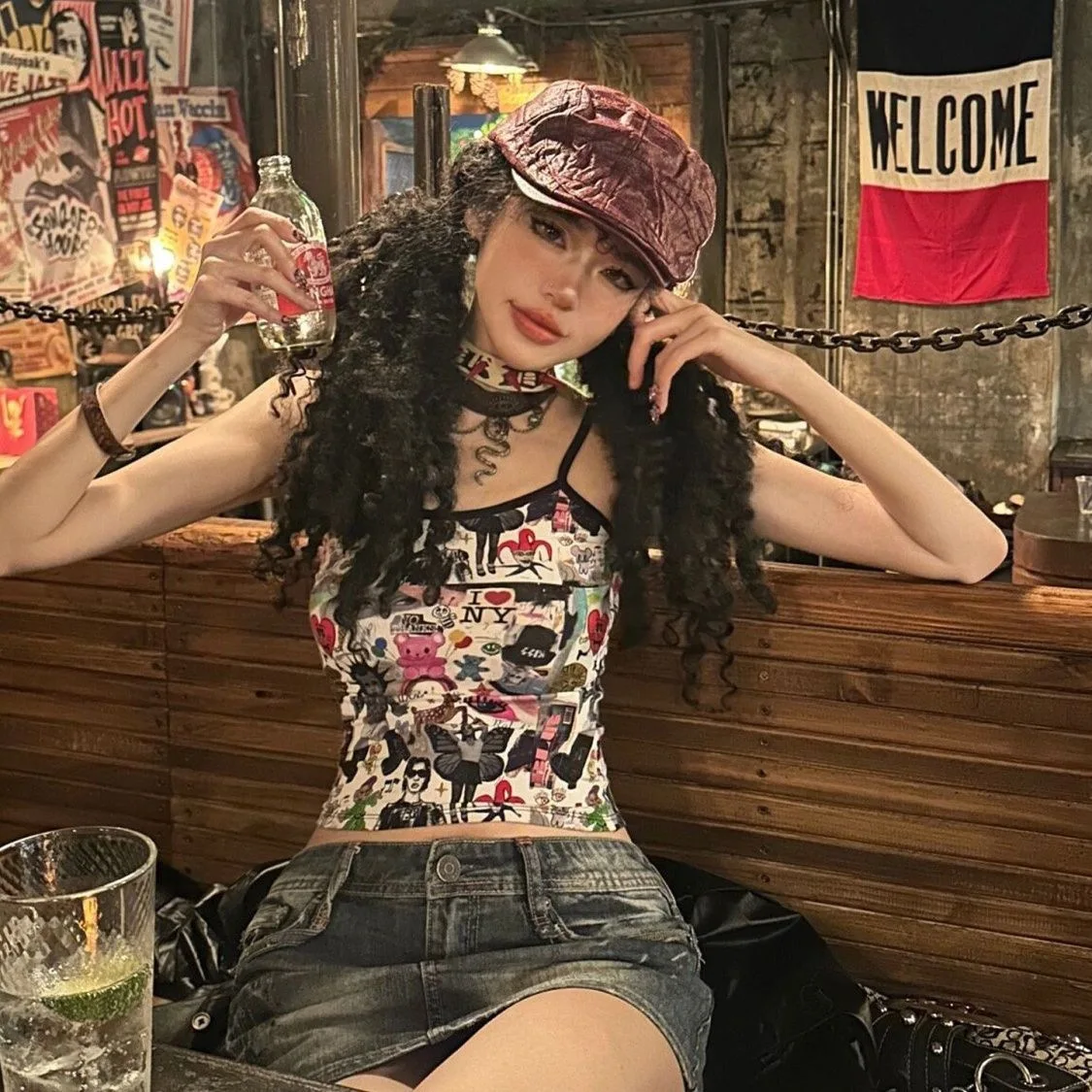 

Уличный тренд, сладкий крутой пикантный топ с принтом граффити для девочек, женский сексуальный облегающий короткий топ с интерьером