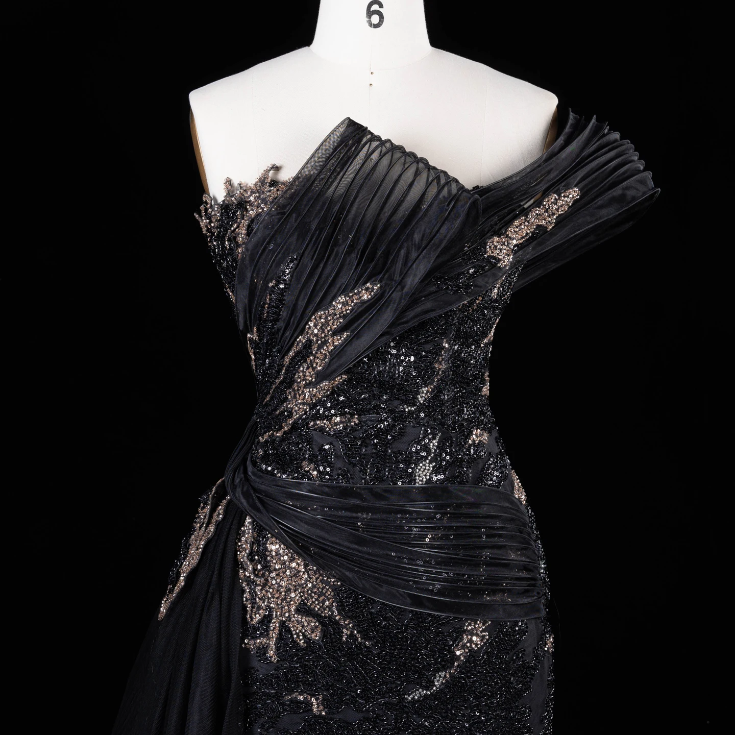 Sharon Said Luxuriöses Abendkleid in Grün mit Farbverlauf, schulterfrei, mit Perlenapplikationen, für Damen, Hochzeit, formelle Party, Modell SS293, maßgeschneidert – Detail 23