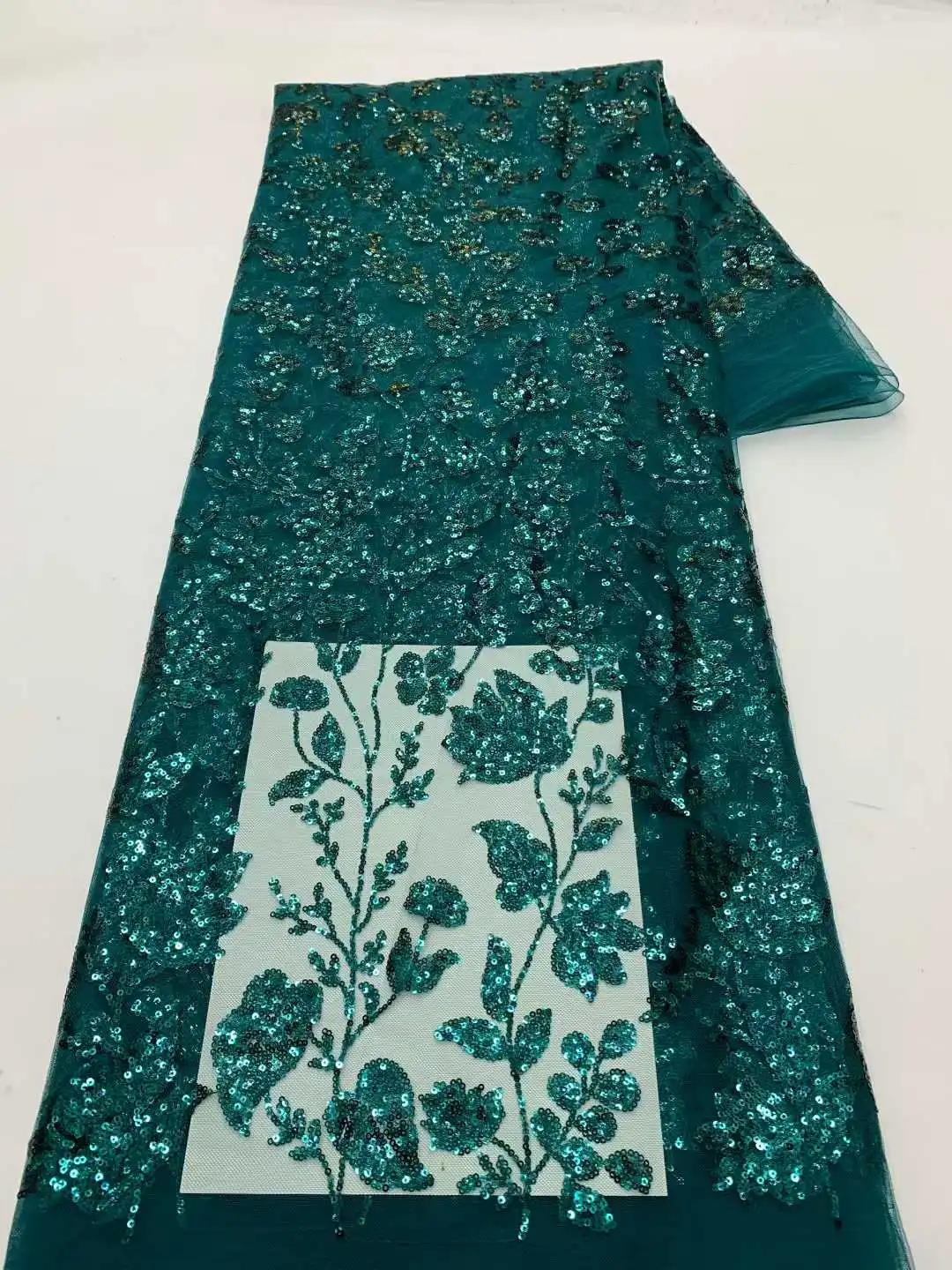 アフリカのレース生地、スパンコール付きナイジェリア刺繍、フランスのチュールメッシュネットレース生地、結婚式パーティーの素材、縫製用